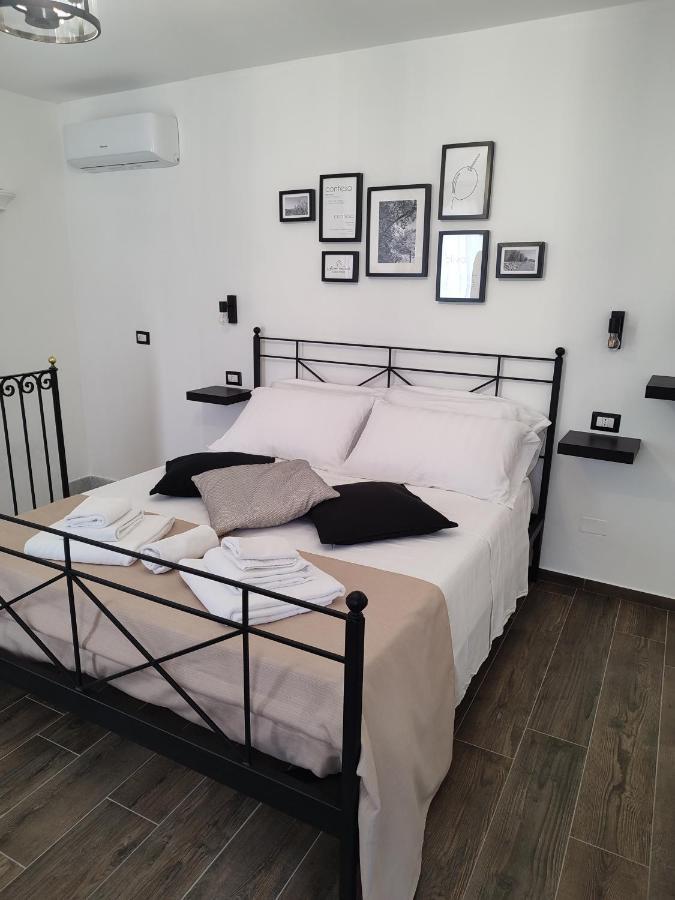 Apartamento L'Oliva Contesa - La Nera Gaeta Exterior foto